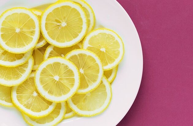 レモンには、効力刺激剤であるビタミンCが含まれています